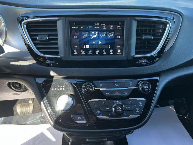 used 2020 Chrysler Pacifica car, priced at $18,925