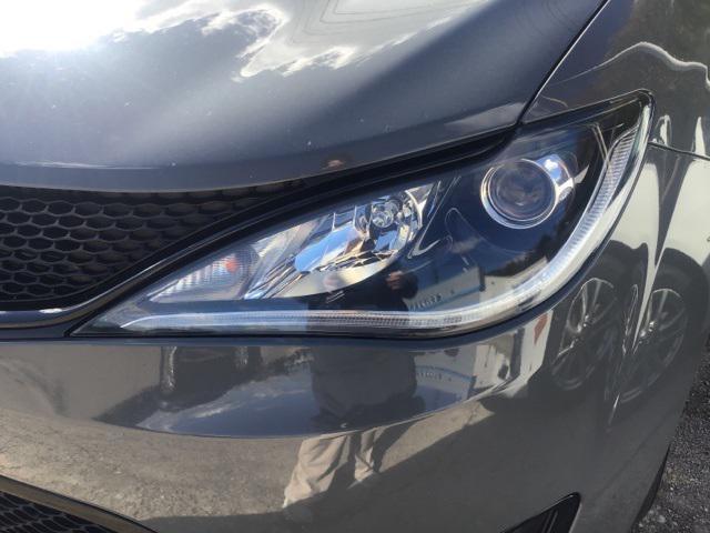 used 2020 Chrysler Pacifica car, priced at $18,925