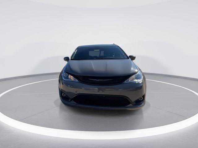 used 2020 Chrysler Pacifica car, priced at $18,925