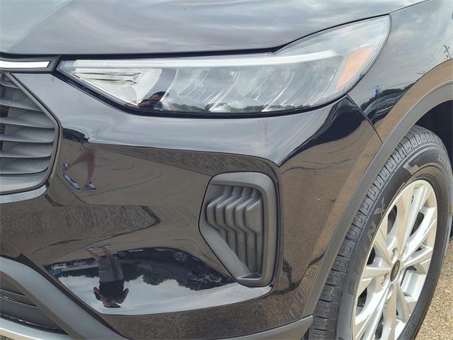 used 2023 Ford Escape car, priced at $23,750