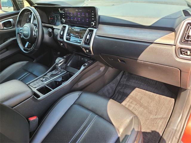 used 2022 Kia Sorento car, priced at $25,789