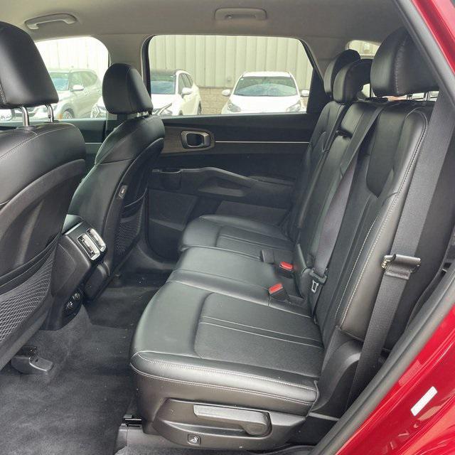 used 2022 Kia Sorento car, priced at $27,744