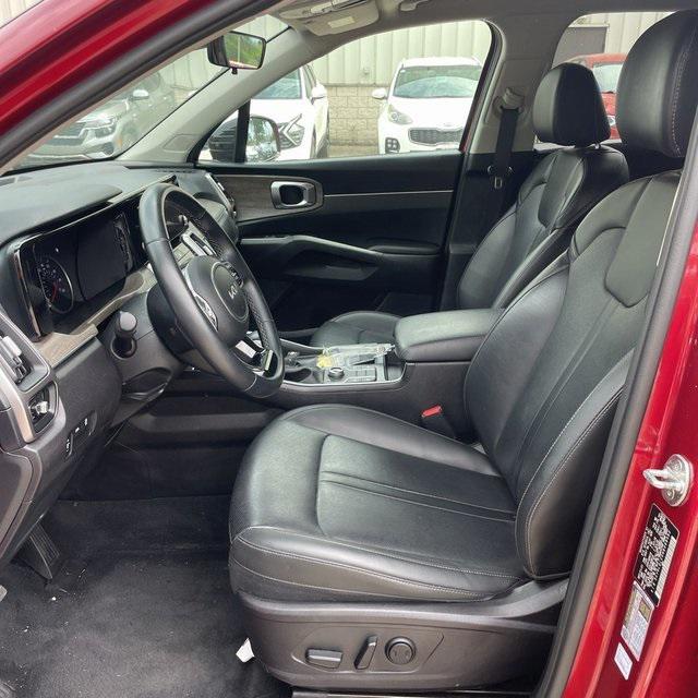 used 2022 Kia Sorento car, priced at $27,744