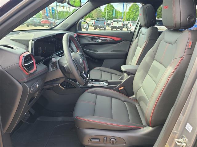 new 2025 Chevrolet TrailBlazer car, priced at $32,430