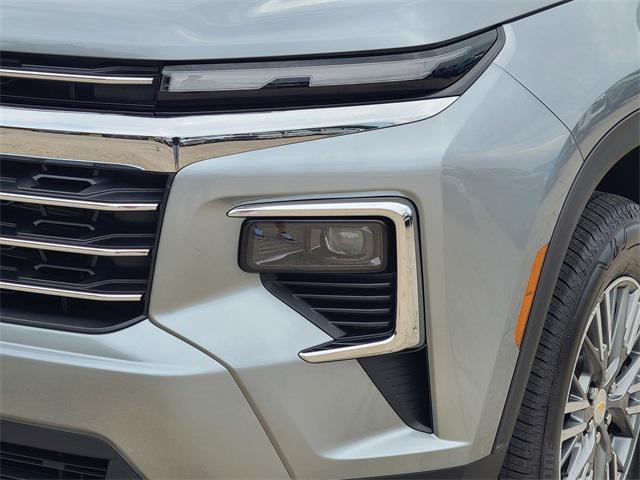 new 2025 Chevrolet Traverse car, priced at $43,355