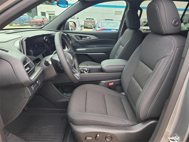 new 2025 Chevrolet Traverse car, priced at $43,355