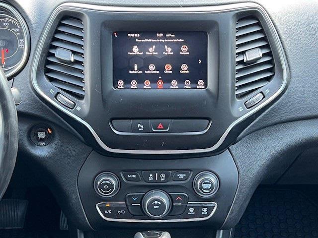 used 2020 Jeep Cherokee car, priced at $16,716