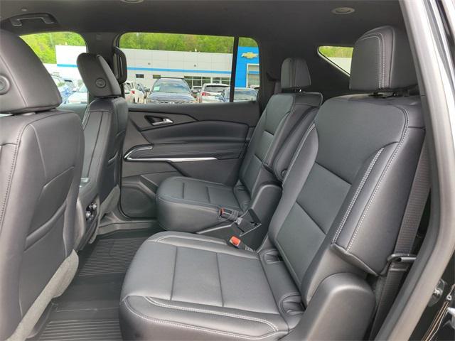 new 2025 Chevrolet Traverse car, priced at $47,830
