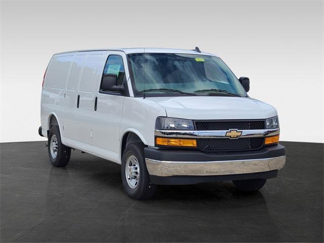 new 2025 Chevrolet Express 2500 car