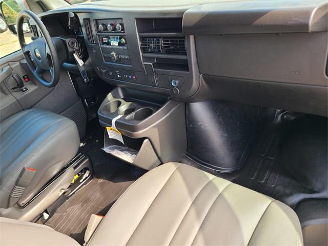 new 2025 Chevrolet Express 2500 car