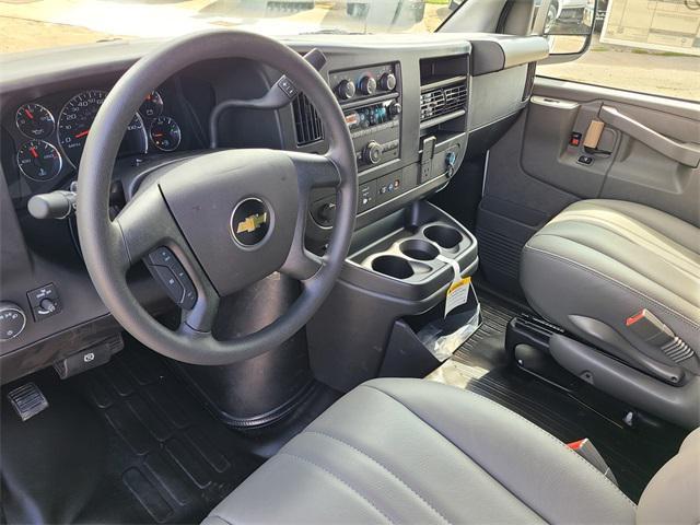 new 2025 Chevrolet Express 2500 car