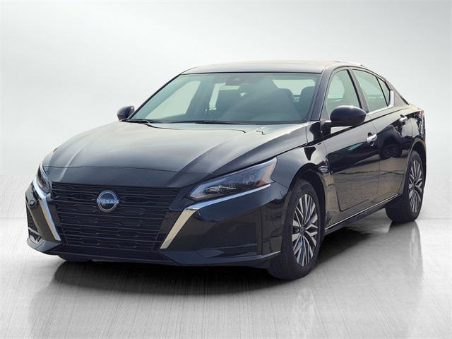 used 2023 Nissan Altima car, priced at $24,280