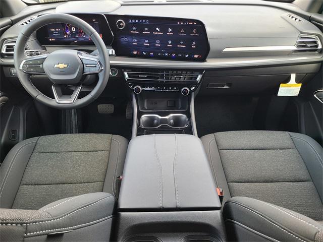 new 2026 Chevrolet Traverse car, priced at $42,990