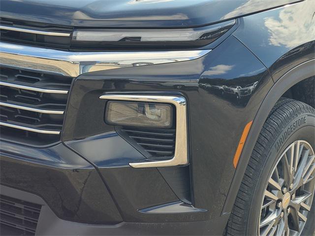 new 2026 Chevrolet Traverse car, priced at $42,990