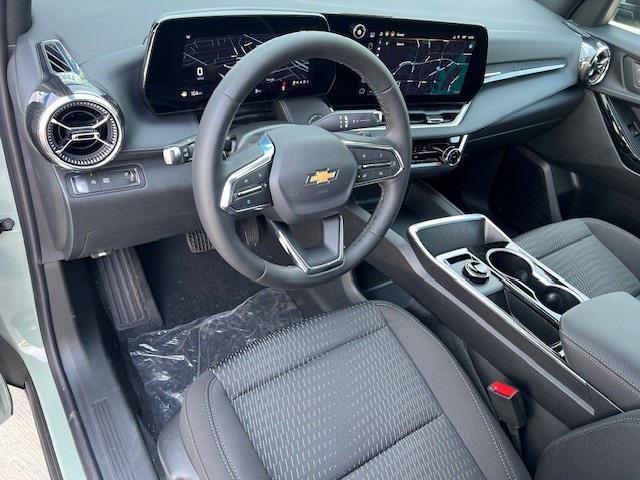 new 2026 Chevrolet Equinox car, priced at $30,495