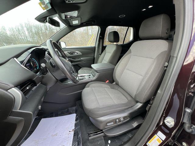 used 2022 Chevrolet Traverse car, priced at $29,545
