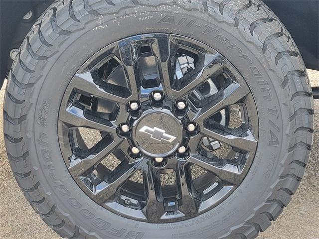new 2025 Chevrolet Silverado 2500 car, priced at $69,230