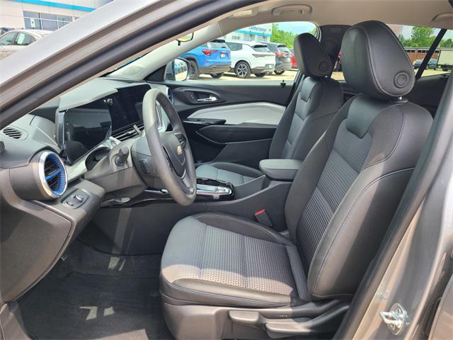 used 2025 Chevrolet Trax car, priced at $22,844