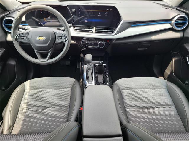 used 2025 Chevrolet Trax car, priced at $22,844