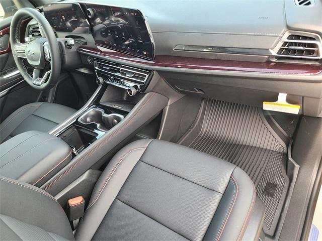 new 2026 Chevrolet Traverse car, priced at $51,220