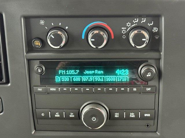 new 2025 Chevrolet Express 2500 car