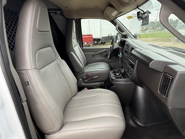 new 2025 Chevrolet Express 2500 car