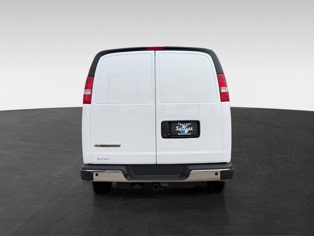 new 2025 Chevrolet Express 2500 car