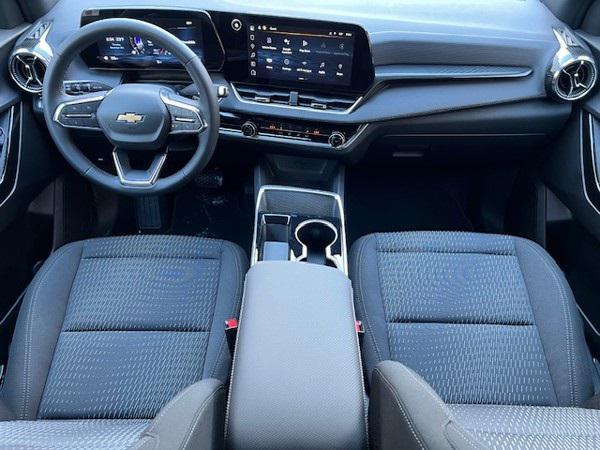 new 2026 Chevrolet Equinox car, priced at $30,495