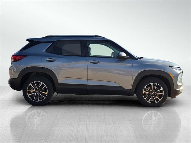 new 2025 Chevrolet TrailBlazer car, priced at $26,494