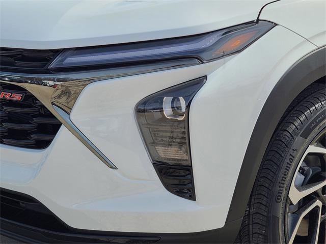 new 2025 Chevrolet Trax car, priced at $27,535