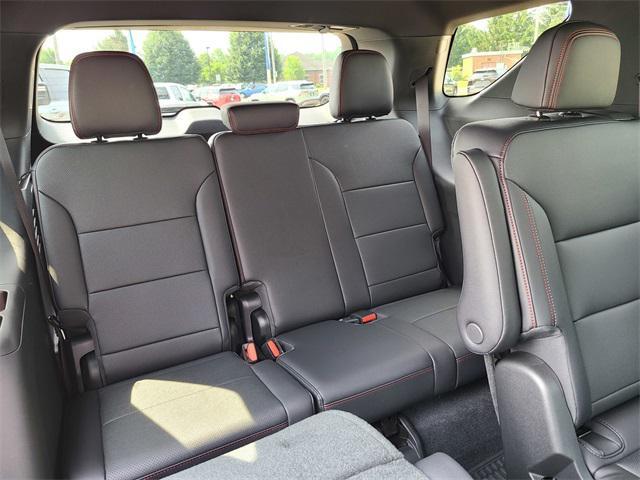 new 2025 Chevrolet Traverse car, priced at $52,690