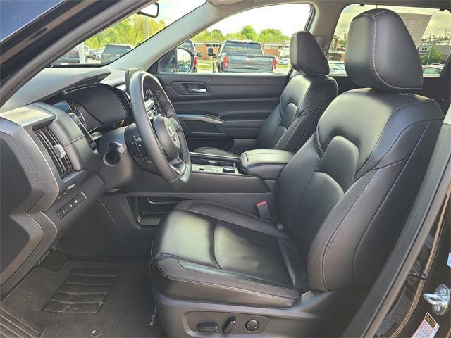 used 2024 Nissan Pathfinder car, priced at $39,995