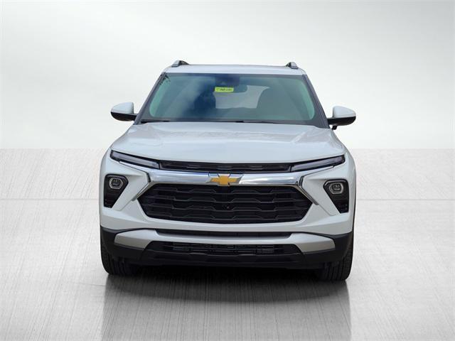 new 2025 Chevrolet TrailBlazer car, priced at $29,411