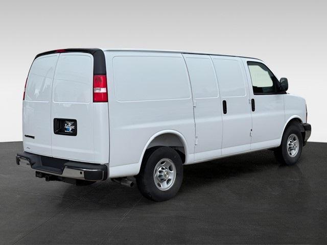 new 2025 Chevrolet Express 2500 car