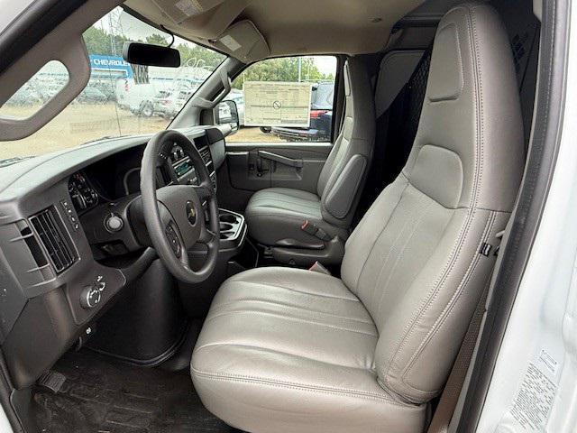 new 2025 Chevrolet Express 2500 car