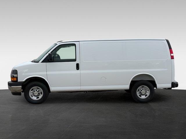 new 2025 Chevrolet Express 2500 car