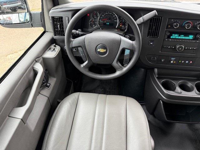 new 2025 Chevrolet Express 2500 car