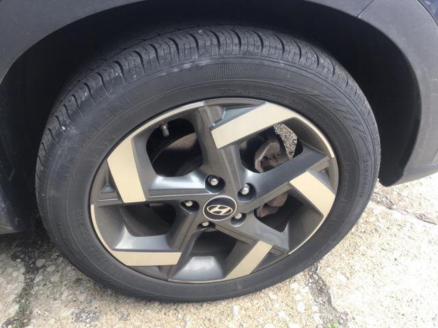 used 2022 Hyundai Venue car, priced at $18,377