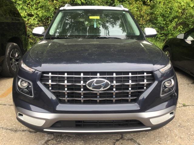 used 2022 Hyundai Venue car, priced at $18,377
