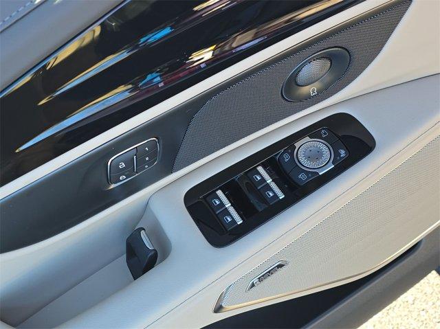 new 2025 Lincoln Nautilus car, priced at $55,688