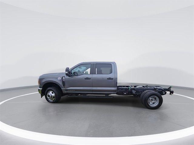 new 2024 Ford F-350 car, priced at $70,825