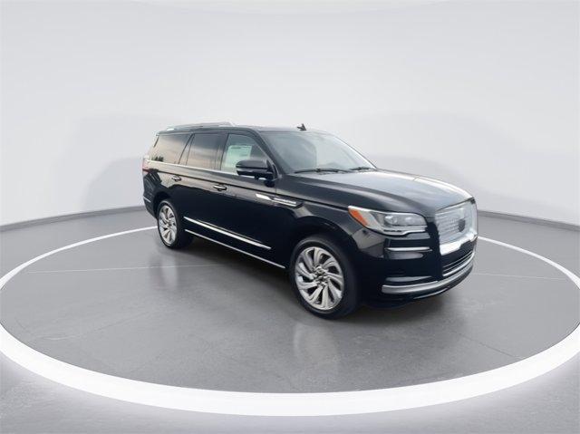 new 2024 Lincoln Navigator car, priced at $98,658