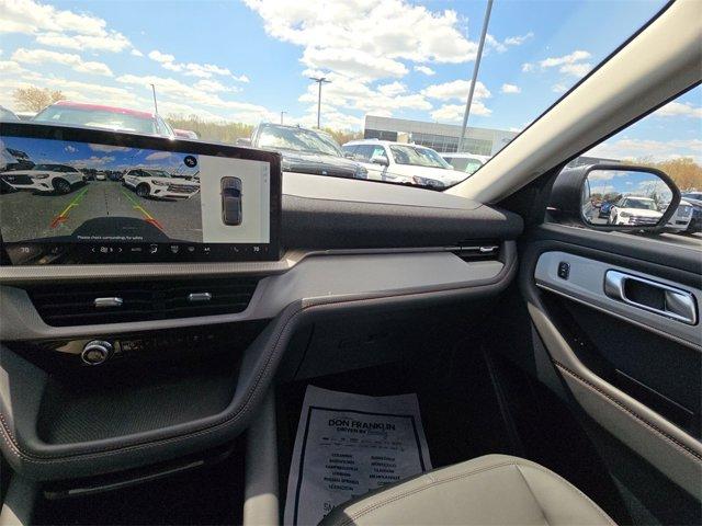 new 2025 Ford Explorer car, priced at $46,224