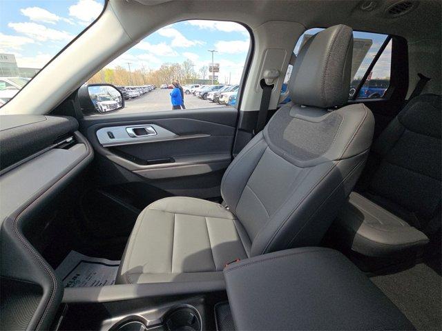 new 2025 Ford Explorer car, priced at $46,224
