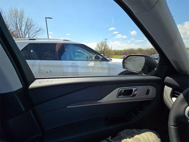 new 2025 Ford Explorer car, priced at $46,224