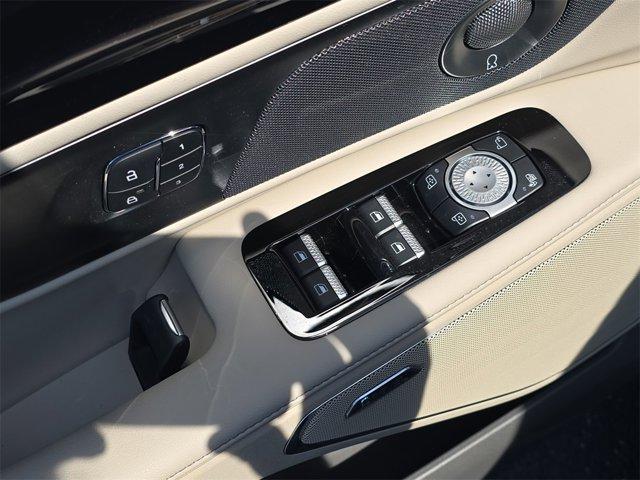 new 2025 Lincoln Nautilus car, priced at $54,063