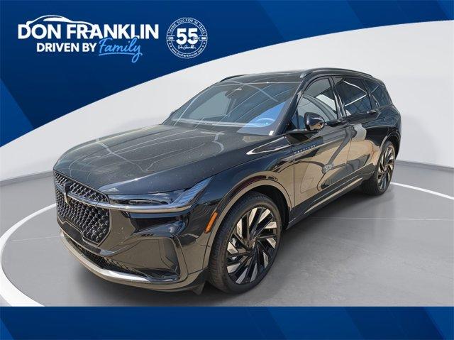 new 2025 Lincoln Nautilus car, priced at $65,180