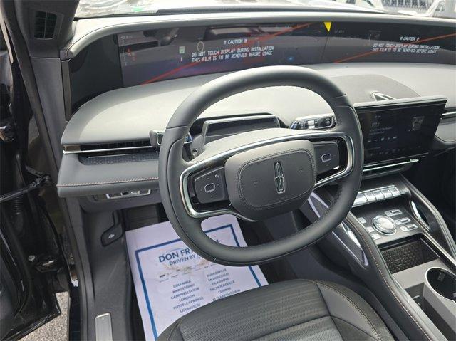 new 2025 Lincoln Nautilus car, priced at $59,761