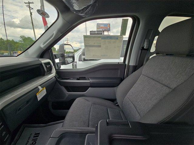 new 2025 Ford F-350 car, priced at $63,438