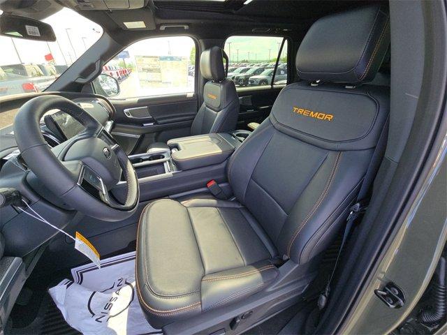 new 2025 Ford Expedition car, priced at $83,880